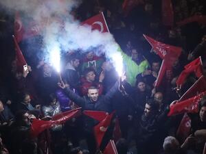 Supporters of opposition Republican People's Party (CHP) celebrate after early results for Ankara mayor in local election in Ankara, on March 31, 2019. (AFP/ File Photo)