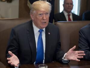 U.S. President Donald Trump holds a Cabinet Meeting in the Cabinet Room at the White House in Washington, DC, Dec. 20, 2017 (SAUL LOEB / AFP)