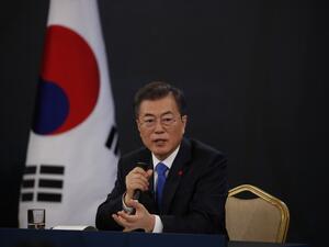 South Korean President Moon Jae-in answers reporters' question during his New Year news conference at the Presidential Blue House in Seoul on Jan. 10, 2018 (KIM HONG-JI / POOL / AFP)