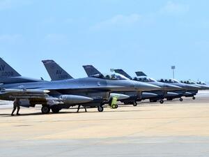 The US air force has carried out many strikes in Somalia, leaving 62 militants dead. (AFP/File)