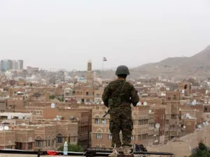 مجلس الأمن يصوت على مشروع قرار بنشر مراقبين أمميين في الحديدة
