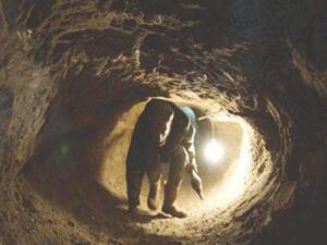 احفر نفقك واتبعني