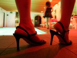 انتشرت شبكات الدعارة بشكل ملحوظ في مناطق سيطرة النظام