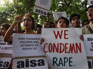 Activists in India protesting against rape in Mumbai (AFP/File Photo)	
