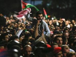 Thousands in Amman marched toward the Prime Minister's house on June 3 (Khalil Mazraawi/AFP)