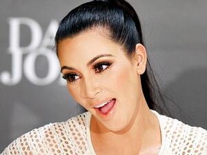 كيم كارداشيان تكشف حقيقة مثيرة حول (مؤخرتها)