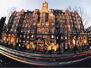 اغلاق إحدى صالات المغادرة بمطار هيثرو لفترة قصيرة 
