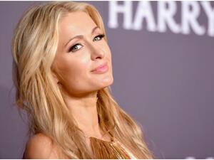 باريس هيلتون (oxygen.com)