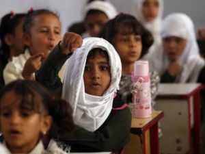 “The future of 4.5 million students hangs in the balance” (AFP)