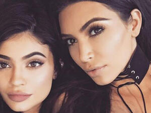 كيم كارداشيان وكايلي جينر