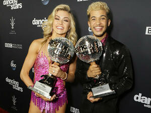 جوردان فيشر وليندساي أرنولد (Getty Images for Caruso@)