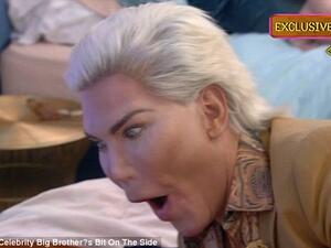 الدّمية الإنسان كين