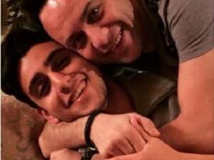 مصطفى قمر يحتفل بعيد ميلاد (تيام) العشرين 