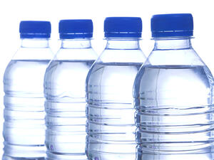 يتكون البلاستيك من العديد من المواد الكيميائية لضارة بالصحة