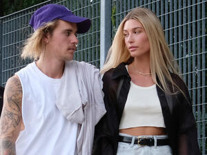 جاستن بيبر وهايلي بالدوين