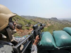 Saudi border guard keeps watch along the border with Yemen (AFP/File Photo)	