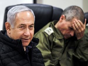 Israeli Prime Minister Benjamin Netanyahu (L) (AFP)