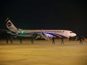 Bangladesh police say suspected plane hijacker had carried a toy pistol  (Twitter)