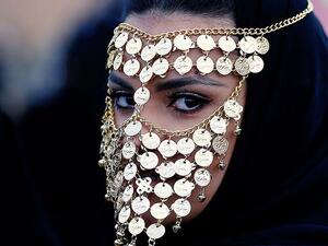 A woman attends the Janadriyah Cultural Festival on the outskirts of Riyadh, Saudi Arabia (Twitter)