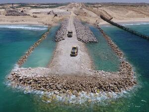 50 meters wide, 6 meters high #Israel shows first pictures of the Gaza sea lock (Twitter)