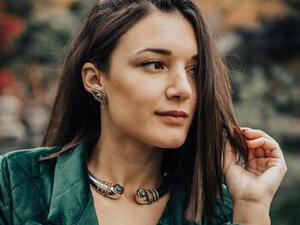 Jewelry by Azza Fahmy (Twitter)