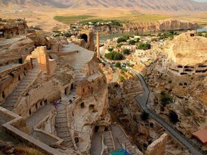 urkey’s 12,000-year-old Kurdish Hasankeyf town about to be engulfed  (Twitter)