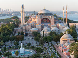 Hagia Sophia  (Shutterstock)	