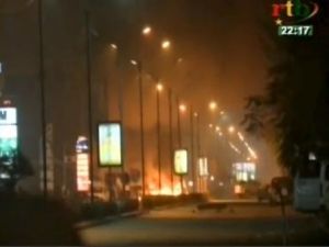 عن الانترنت