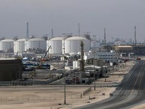 A picture shows the Ras Laffan Industrial City, Qatar's principal site for production of liquefied natural gas and gas-to-liquid, administrated by Qatar Petroleum, some 80 kilometers (50 miles) north of the capital Doha. (AFP)