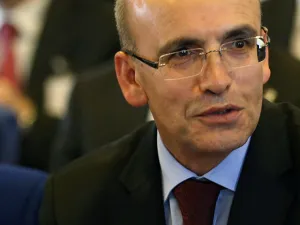 Turkey's Deputy Prime Minister Mehmet Simsek wants Turks to vote 'Yes' for the sake of the economy. (AFP/Adem Altan)