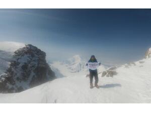 Ahmad Bani Hani during his climb