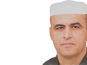 السجين كمال الدين فخار الذي يقوم بإضراب عن الطعام منذ 97 يوماً