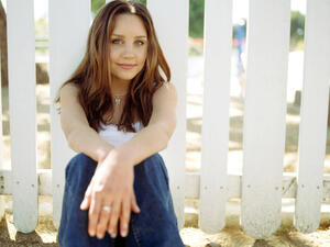 أماندا باينز