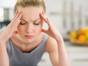 الشقيقة الشائعة تأتي بألم شديد بجهة معينة في الرأس اليمين أو اليسار