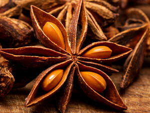 يساعد اليانسون على طرد السموم والفضلات من جسم الانسان