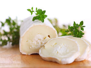 الجبن الناعم يحتوي على الكثير من حمض اللينوليك الذي يشعرك بالشبع