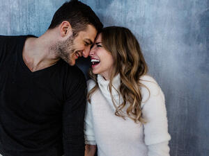 الابتسامة.. هي من أكثر الأنشطة التي تعود بالنفع على الإنسان