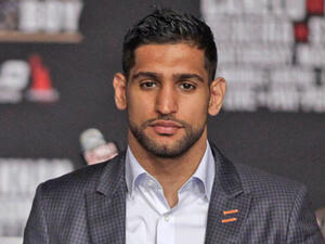 الملاكم أمير خان