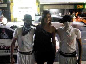 وصلت حملة أبو سروال وفنيله إلى أمريكا!. وصلت حملة أبو سروال وفنيله إلى أمريكا!.