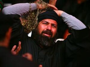 مظهر من مظاهر الاحتفال بعاشوراء في العراق. مظهر من مظاهر الاحتفال بعاشوراء في العراق.