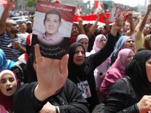 الجموع المصرية يحركها الخوف من المجهول. الجموع المصرية يحركها الخوف من المجهول.