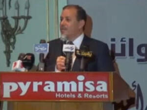 وزير الإعلام المصرى صلاح عبد المقصود