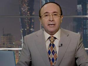 الدكتور فيصل القاسم مقدم برنامج الاتجاه المعاكس على قناة الجزيرة الرياضية  الدكتور فيصل القاسم مقدم برنامج الاتجاه المعاكس على قناة الجزيرة الرياضية