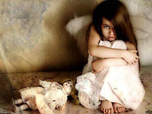 التوعية بالتحرش يساهم في حماية الأطفال منه. التوعية بالتحرش يساهم في حماية الأطفال منه.