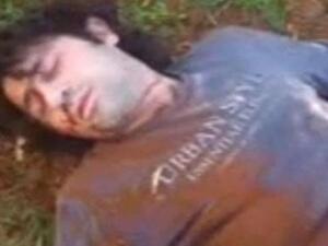 يشكك الكثيرون في أن صورة جثة ابراهيم عثمان مزيفة. يشكك الكثيرون في أن صورة جثة ابراهيم عثمان مزيفة.