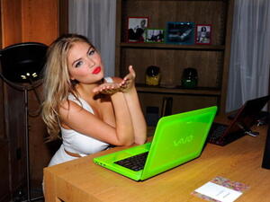 الانترنت يصبح أسرع في لبنان. الانترنت يصبح أسرع في لبنان.