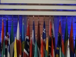 اليونسكو تقبل فلسطين في عضويتها. اليونسكو تقبل فلسطين في عضويتها.