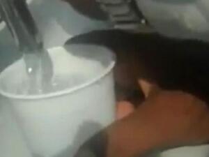 أظهرت الفحوصات البريطانية التي أجريت على ماء زمزم أنه ملوث.