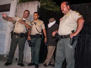 القبض على صانع الفلم المسيء للرسول محمد "ص" القبض على صانع الفلم المسيء للرسول محمد "ص"