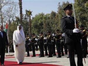 أمير قطر الشيخ حمد يزور قطاع غزة أمير قطر الشيخ حمد يزور قطاع غزة